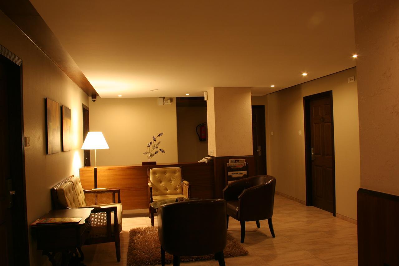 Juhu Residency Boutique Hotel - Mumbai — Photos 1